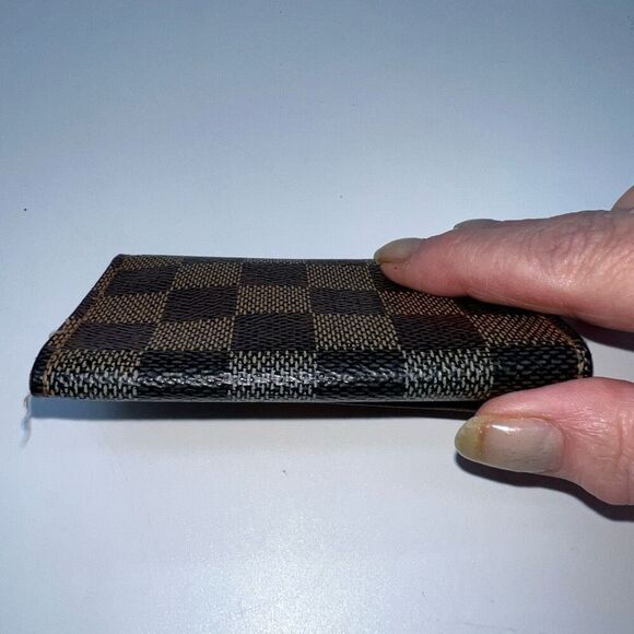 Louis Vuitton‎ Damier Ebene Multicles 6 Key Holder Code CT0026 - Picture 5 of 13